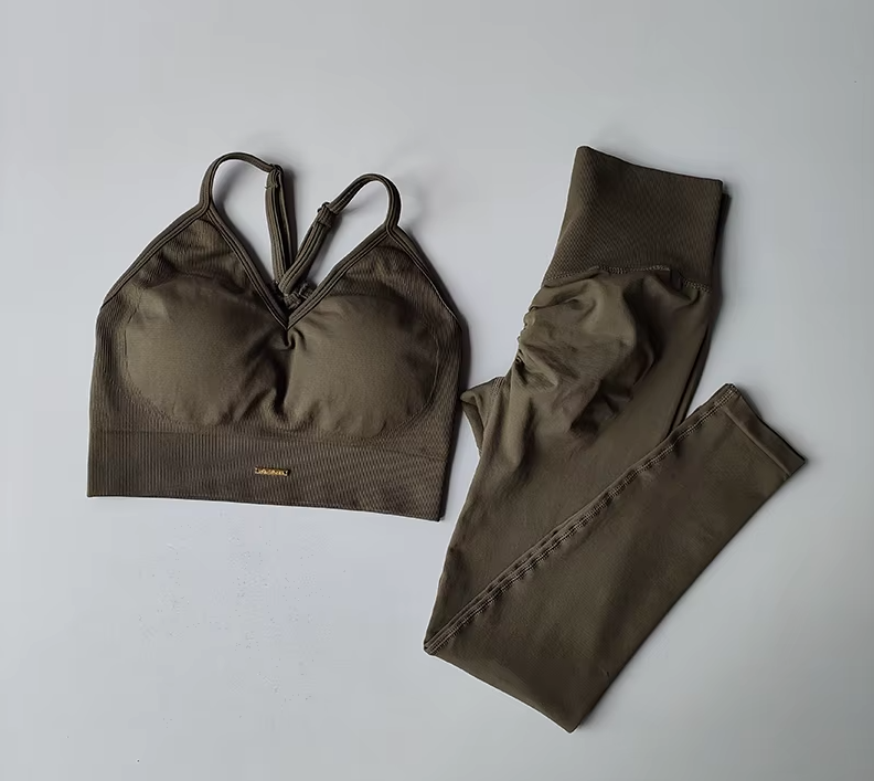 Lifting Yoga Set