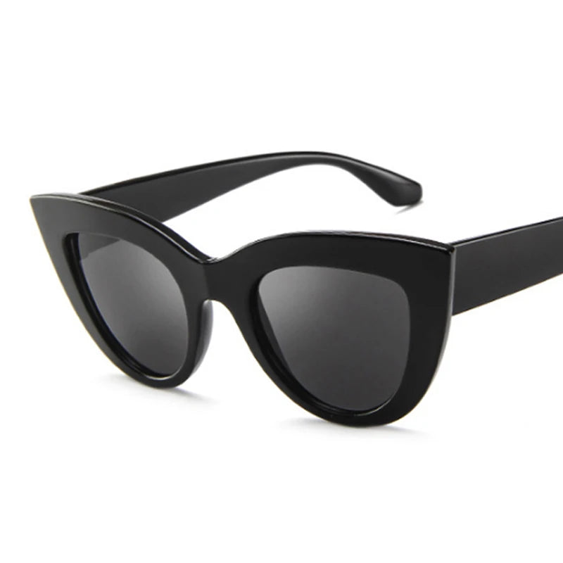 Thick Cat Eye Frame Sunglasses